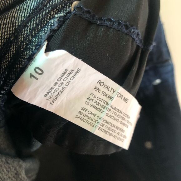 Royalty for Me | Basic Blue Jeans - Picture 6 of 7